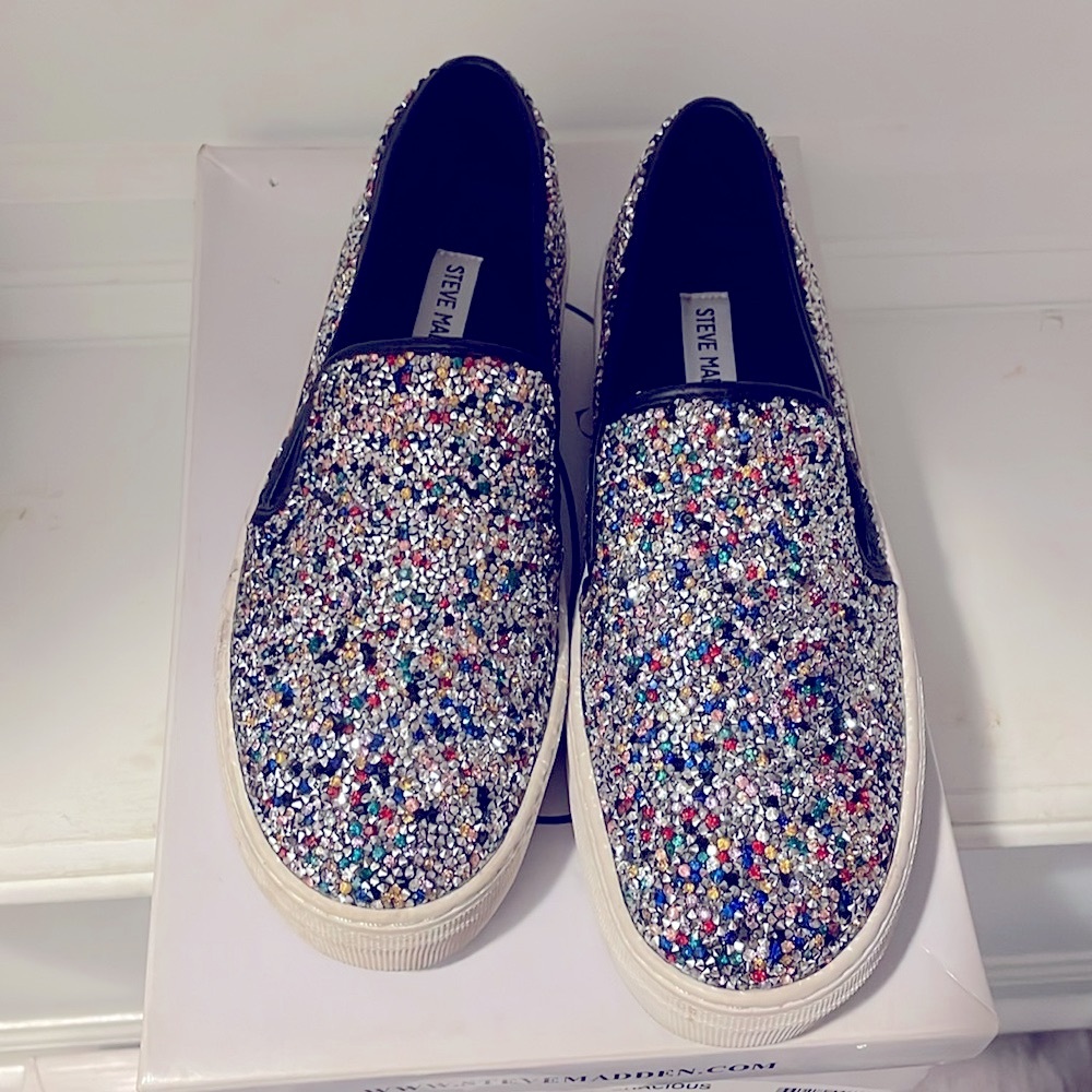 Steve Madden 7 1/2 slip on shoes